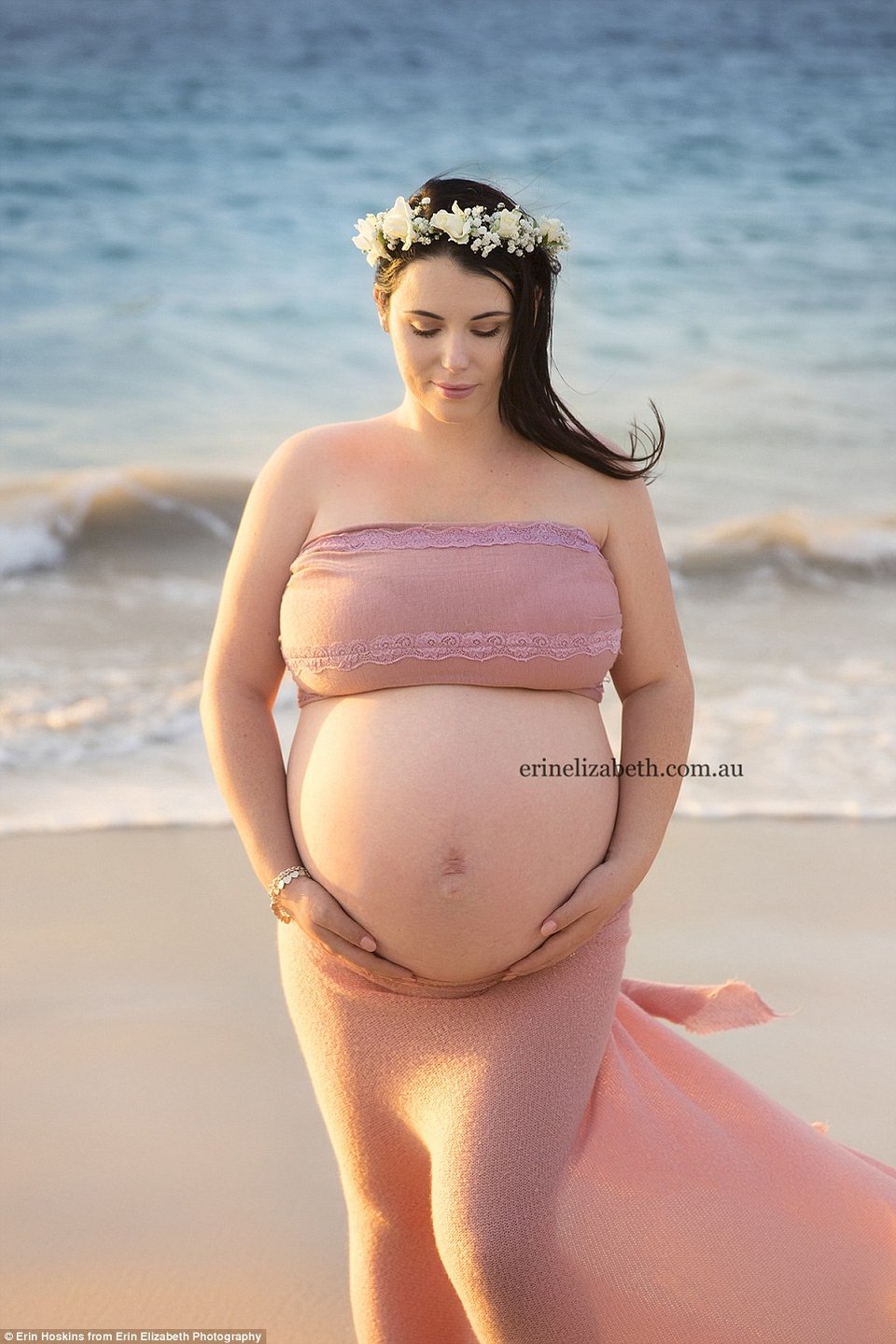 26χρονη περιμένει πεντάδυμα -Καταναλώνει 6.000 θερμίδες την ημέρα [εικόνες] | iefimerida.gr 7