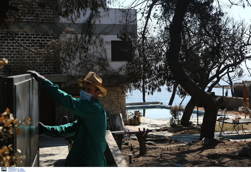 Τοξικός ο αέρας στο Μάτι: Γιατί θα πρέπει οι κάτοικοι να κυκλοφορούν με μάσκες [εικόνες] | iefimerida.gr 0