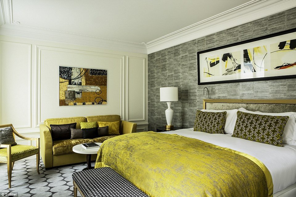 Γιατί όλοι οι διεθνούς φήμης μόδιστροι όταν επισκέπτονται το Παρίσι μένουν σε αυτό το ξενοδοχείο; [εικόνες] | iefimerida.gr 7