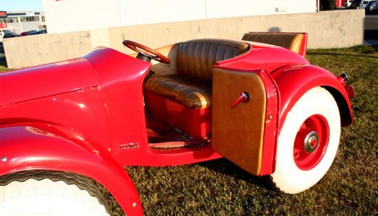 Το αυτοκίνητο του Ντοναλντ Ντακ υπάρχει στ' αλήθεια [εικόνες + βίντεο] | iefimerida.gr 0