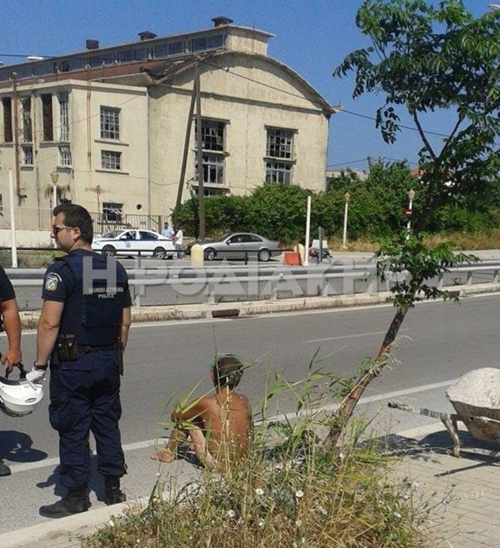 Ρόδος: Συνελήφθη γιατί περπατούσε γυμνός στον δρόμο [εικόνες] | iefimerida.gr 1