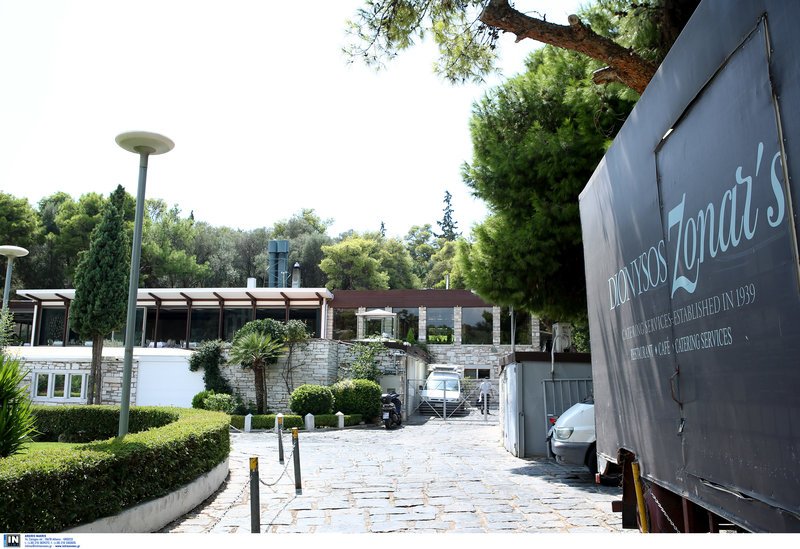 Σφράγισαν το εστιατόριο «Διόνυσος» στου Φιλοπάππου για φορολογικές παραβάσεις | iefimerida.gr 2