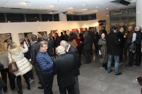 Κόκκινο όριο: Η έκθεση της ζωγράφου Aλκηστης-Αλεξία Βουρνά | iefimerida.gr 4