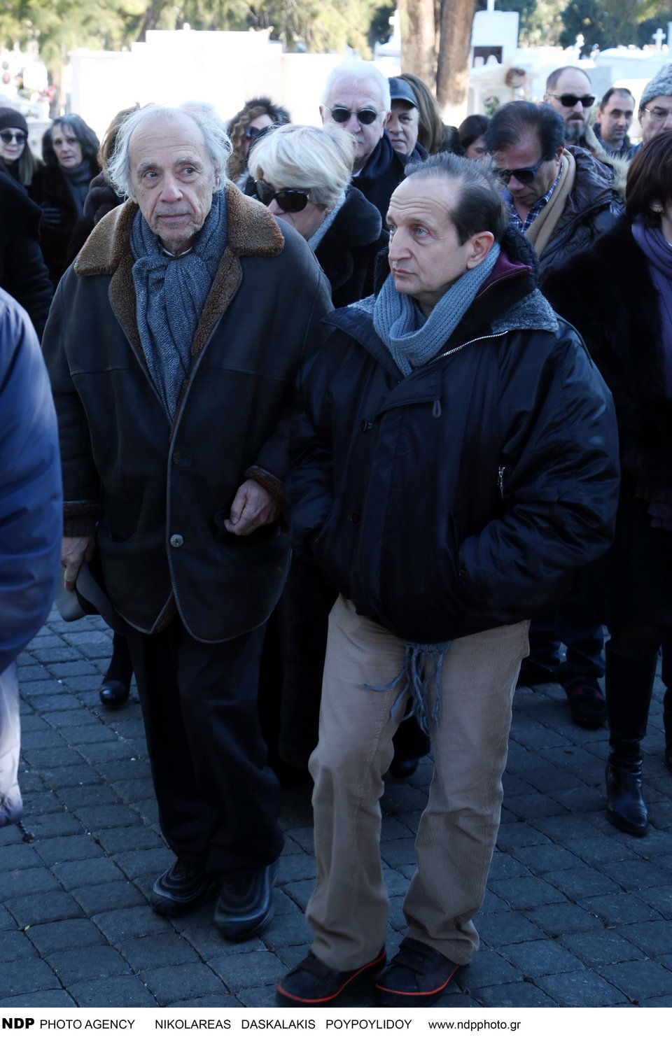 Το τελευταίο αντίο στην Κέλλυ Σακάκου [εικόνες] | iefimerida.gr 2