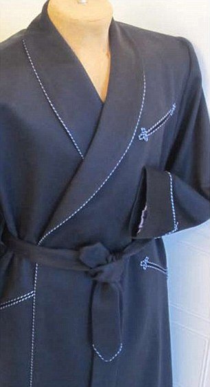 Οι ρόμπες των 10.000 ευρώ που φορούν στο σπίτι τους ο Γουίλιαμ και η Κέιτ [εικόνες] | iefimerida.gr 0