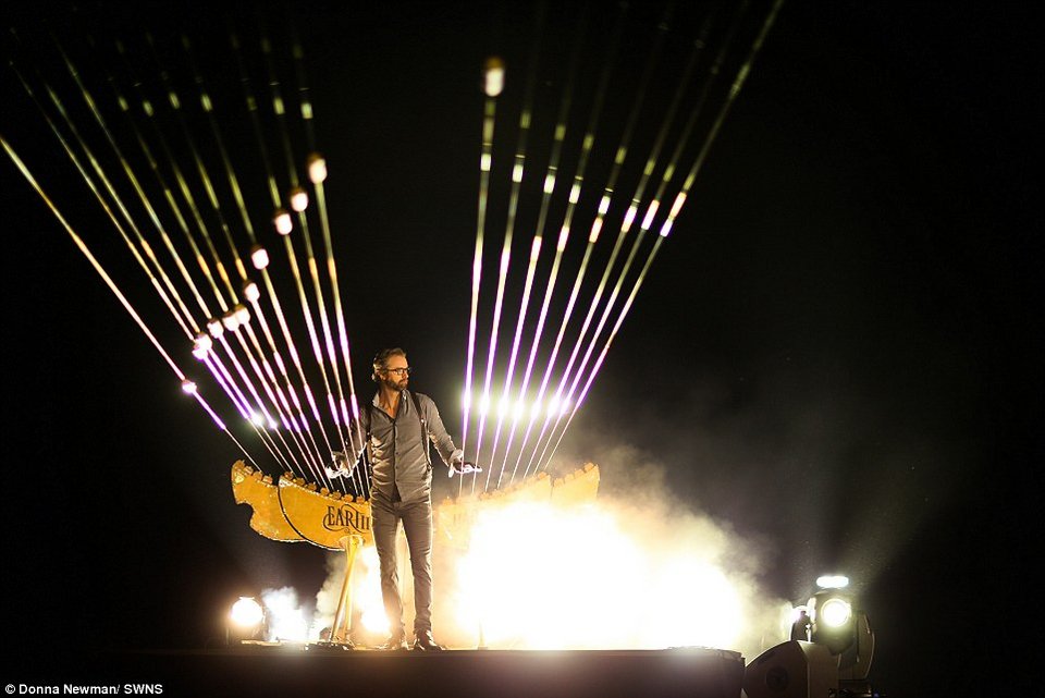 15 ετών, έκανε πάρτυ των 6 εκατ. ευρώ -Πατέρας ξόδεψε μια περιουσία για την κόρη του [εικόνες] | iefimerida.gr 4