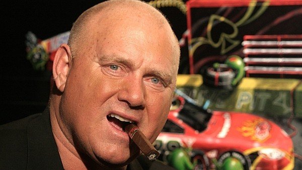 Ενας ιδιοκτήτης οίκων ανοχής θέλει να μπει στη Γερουσία των ΗΠΑ [εικόνες] | iefimerida.gr 2