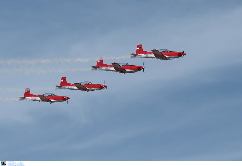 Athens Flying Week: Καθήλωσε το υπερθέαμα με τις κάθετες πτήσεις και τους σχηματισμούς στον αέρα [εικόνες] | iefimerida.gr 22