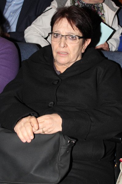 Η Αλέκα Παπαρήγα σε σπάνια έξοδό της: Πήγε θέατρο! [εικόνες] | iefimerida.gr 1