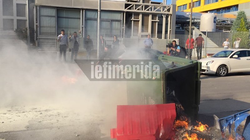 ΑΕΚτζήδες έστησαν καρτέρι σε ΠΑΟΚτζήδες κοντά στο ΟΑΚΑ -Παρενέβησαν τα ΜΑΤ, δακρυγόνα και μολότοφ [εικόνες & βίντεο] | iefimerida.gr 2