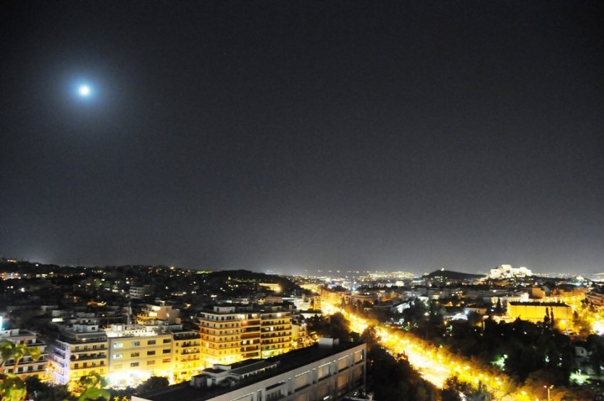 Το μπαρ στην ταράτσα της Αθήνας που βρίσκεται στα 10 καλύτερα του κόσμου -Η Ακρόπολη στο πιάτο, θέα ως τον Πειραιά [εικόνες] | iefimerida.gr 13