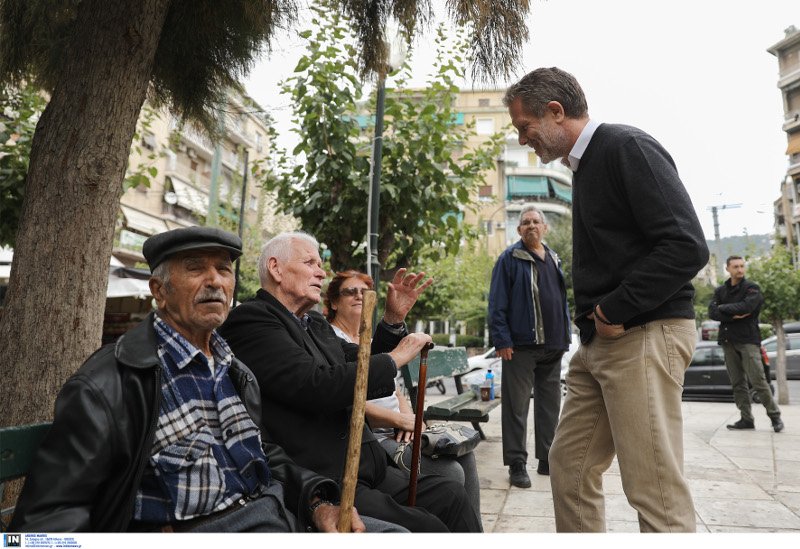 Στην πλατεία Κυψέλης ο Παύλος Γερουλάνος