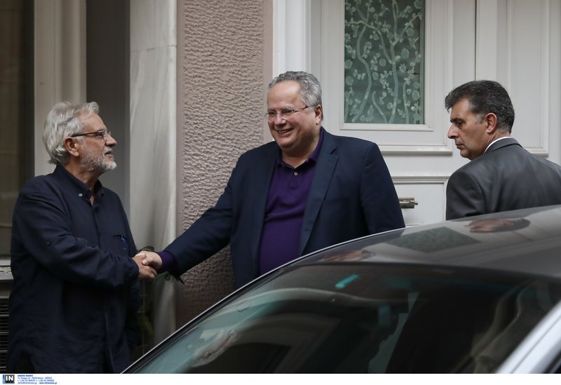 Ο Νίκος Κοτζιάς προσέρχεται στην έκτακτη ΠΓ της κίνησης «ΠΡΑΤΤΩ» -Φωτογραφίες:ΛΙΑΚΟΣ ΓΙΑΝΝΗΣ
