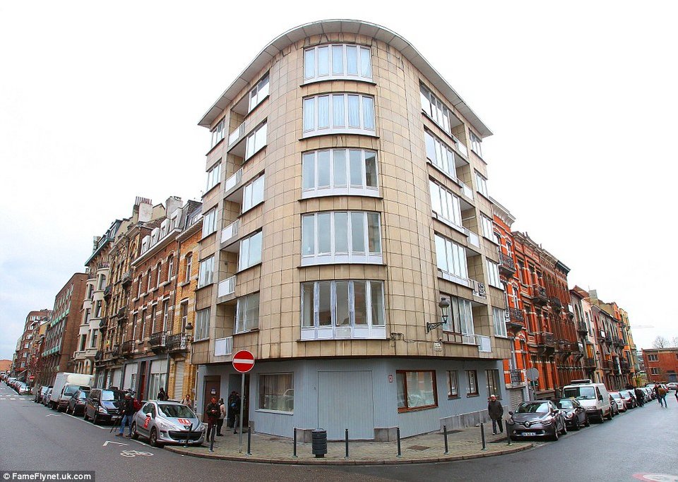 Αυτό είναι το διαμέρισμα των μακελάρηδων των Βρυξελλών [εικόνες & βίντεο] | iefimerida.gr 6