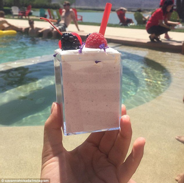 Μετά το μπουγατσάν έρχεται το κρουασάν μπέργκερ -Η λαχταριστή «βόμβα» θερμίδων [εικόνες] | iefimerida.gr 4