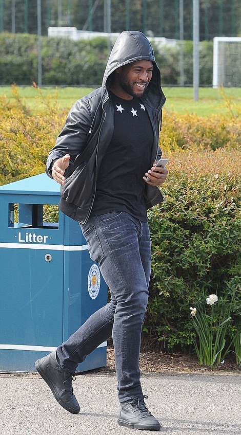 Πάρτι... τίτλου στην προπόνηση της Λέστερ [εικόνες] | iefimerida.gr 5