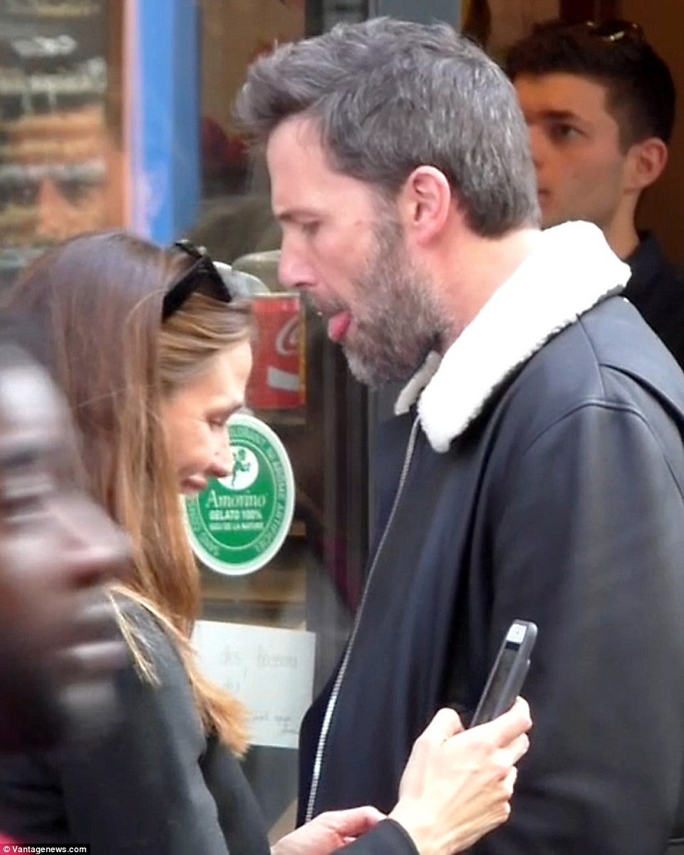 Τα ξαναβρήκαν Τζένιφερ Γκάρνερ και Μπεν Αφλεκ; [εικόνες] | iefimerida.gr 1