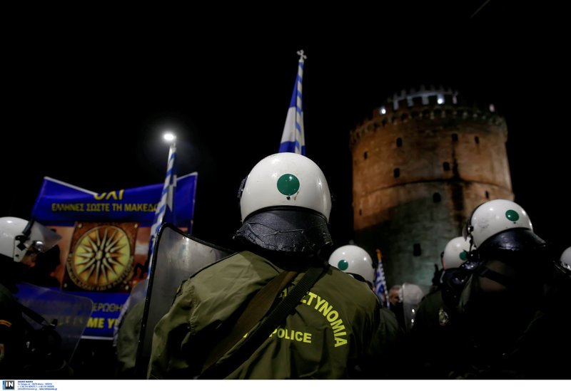Οι δυνάμεις των ΜΑΤ έστησαν στην οδό Νικολάου Γερμανού «μπλόκο» με αποτέλεσμα οι διαδηλωτές να μην καταφέρουν να προσεγγίσουν το Αλεξάνδρειο Μέλαθρο -Φωτογραφία: Intimenews/ΤΟΣΙΔΗΣ ΔΗΜΗΤΡΗΣ