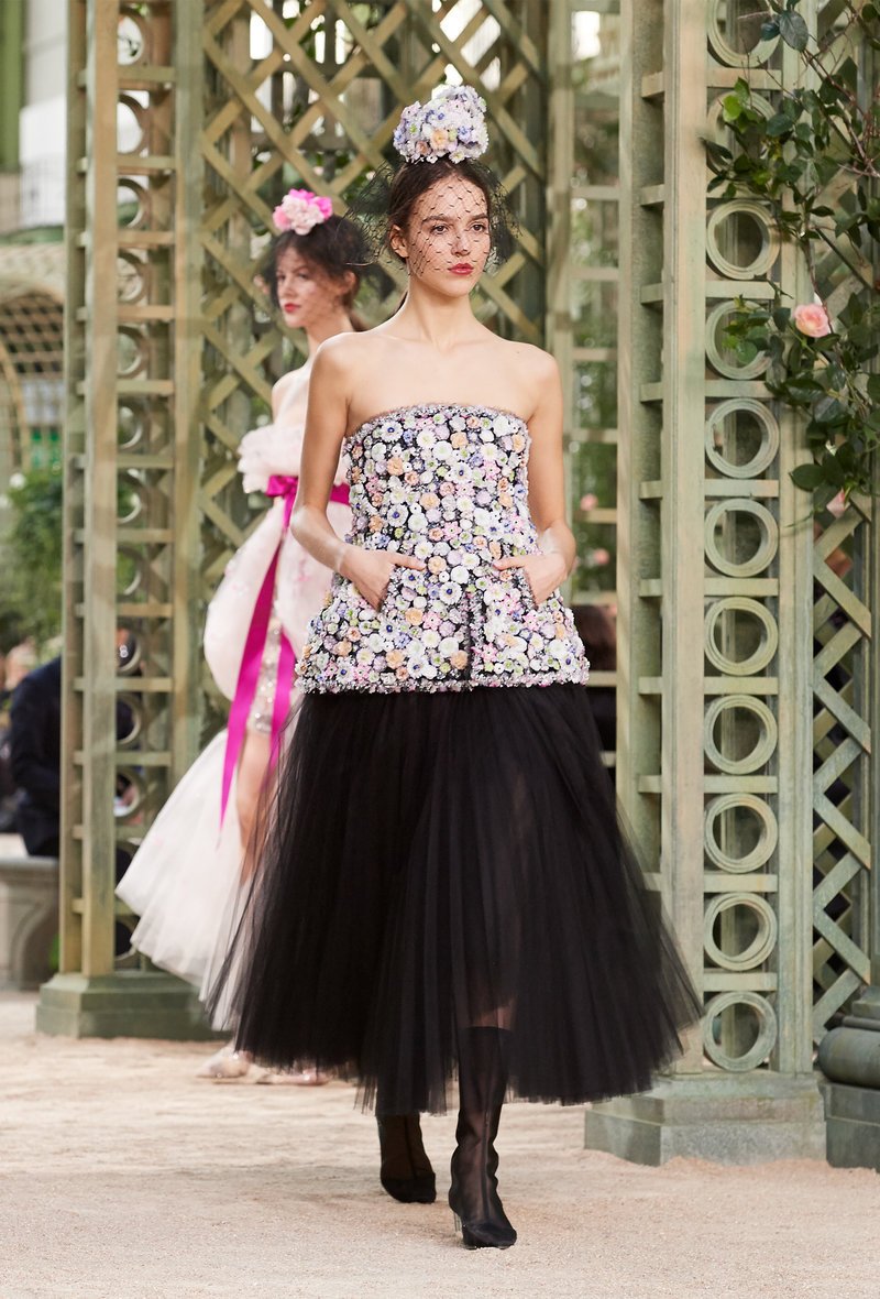 Το Garden Party της Chanel -Γιατί αυτό το σόου μας άρεσε τόσο πολύ [εικόνες] | iefimerida.gr 27