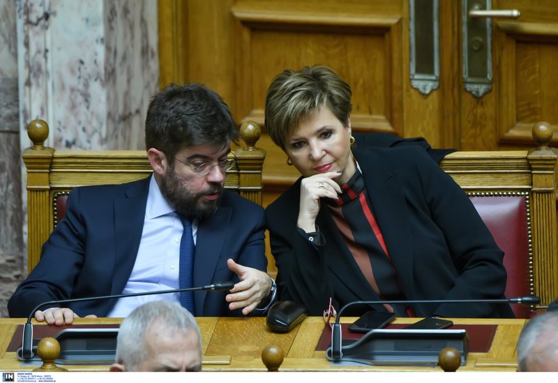 Ο υπ. Δικαιοσύνης Μιχάλης Καλογήρου και η υπ. Προστασίας του Πολίτη Ολγα Γεροβασίλη