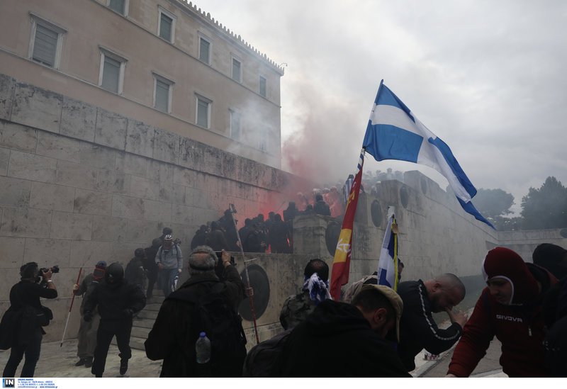 Συλλαλητήριο: Οργή για τα επεισόδια -Μητσοτάκης: Θα αναζητηθούν ευθύνες [εικόνες & βίντεο] | iefimerida.gr 30