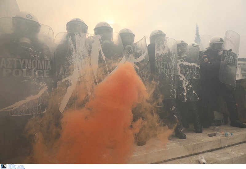 Συλλαλητήριο: Οργή για τα επεισόδια -Μητσοτάκης: Θα αναζητηθούν ευθύνες [εικόνες & βίντεο] | iefimerida.gr 27