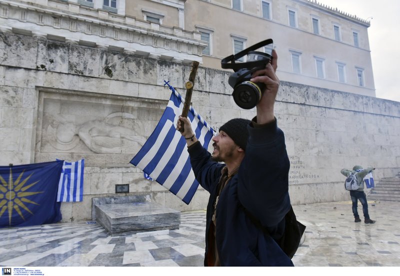 Συλλαλητήριο: Οργή για τα επεισόδια -Μητσοτάκης: Θα αναζητηθούν ευθύνες [εικόνες & βίντεο] | iefimerida.gr 5