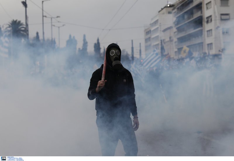 Συλλαλητήριο: Οργή για τα επεισόδια -Μητσοτάκης: Θα αναζητηθούν ευθύνες [εικόνες & βίντεο] | iefimerida.gr 39