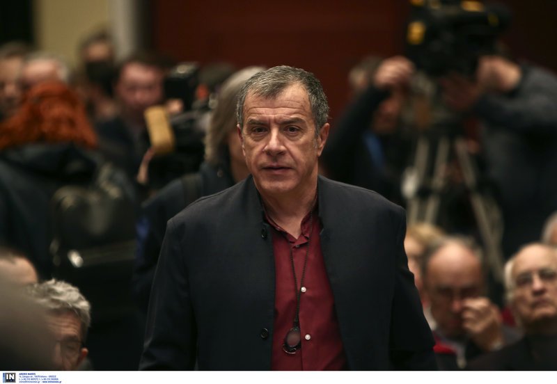 Εκδήλωση του Ποταμιού για τις Πρέσπες -Παρόντες Κοτζιάς, Μάνος, Παπακωνσταντίνου [εικόνες & βίντεο] | iefimerida.gr 2