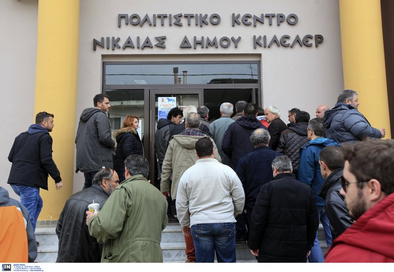 Οι αγρότες απειλούν να κόψουν την Ελλάδα στα δύο -Τους καλεί σε διάλογο η κυβέρνηση | iefimerida.gr 0