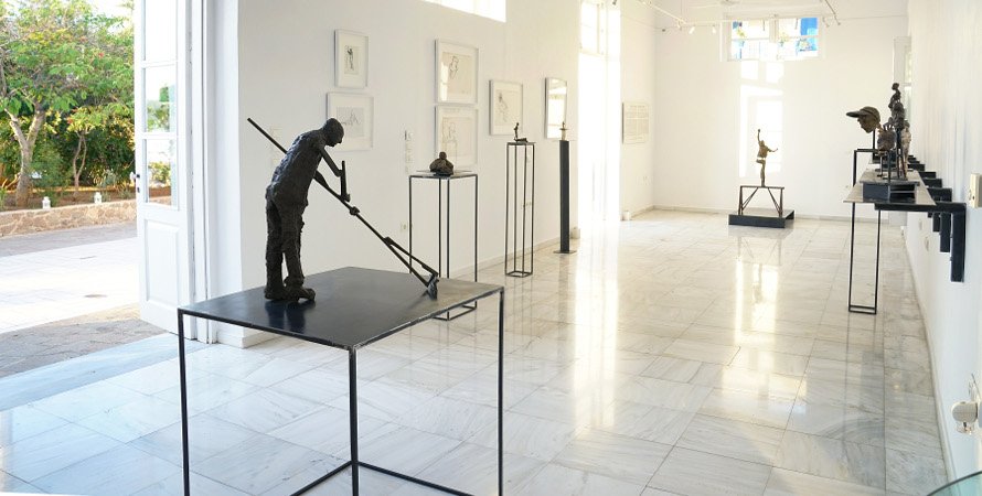 Συγκίνηση στα εγκαίνια της έκθεσης του Γιώργου Λάππα στη γκαλερί Citronne στον Πόρο [εικόνες]  | iefimerida.gr 2