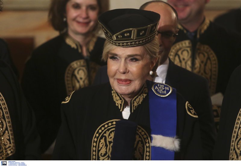 Η Μαριάννα Βαρδινογιάννη επίτιμη διδάκτωρ της Ιατρικής του ΕΚΠΑ -Φωτό από την τελετή | iefimerida.gr 5