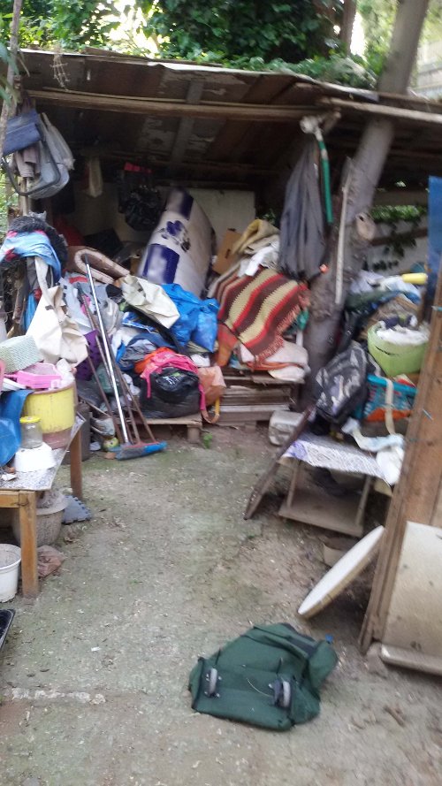 Βρήκαν 6,5 τόνους σκουπίδια σε σπίτι ζεύγους ρακοσυλλεκτών στη Θεσσαλονίκη [εικόνες] | iefimerida.gr 3