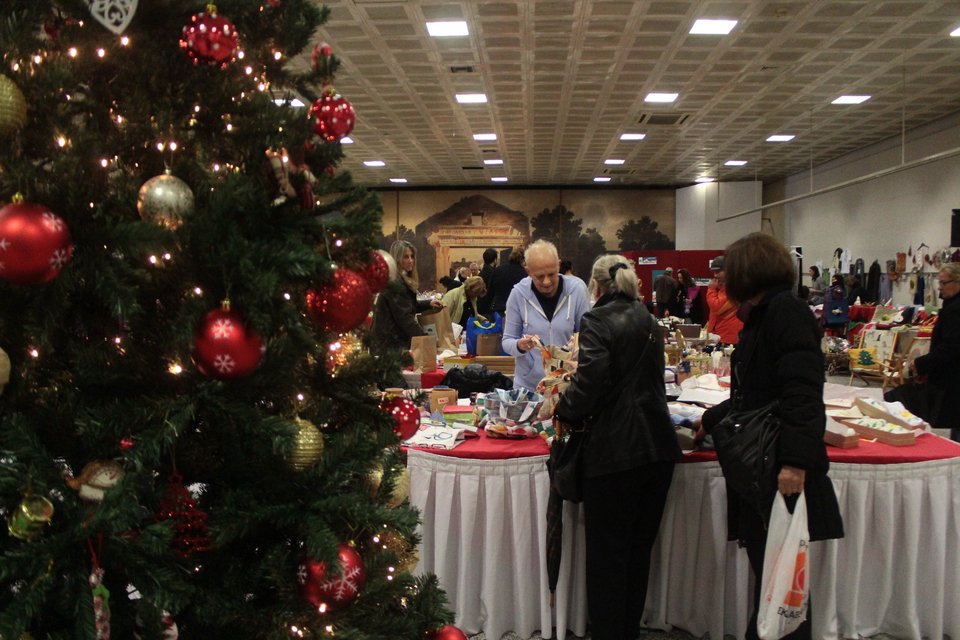 Χριστουγεννιάτικα παζάρια -Αγορές για την ενίσχυση ευπαθών ομάδων  | iefimerida.gr 0