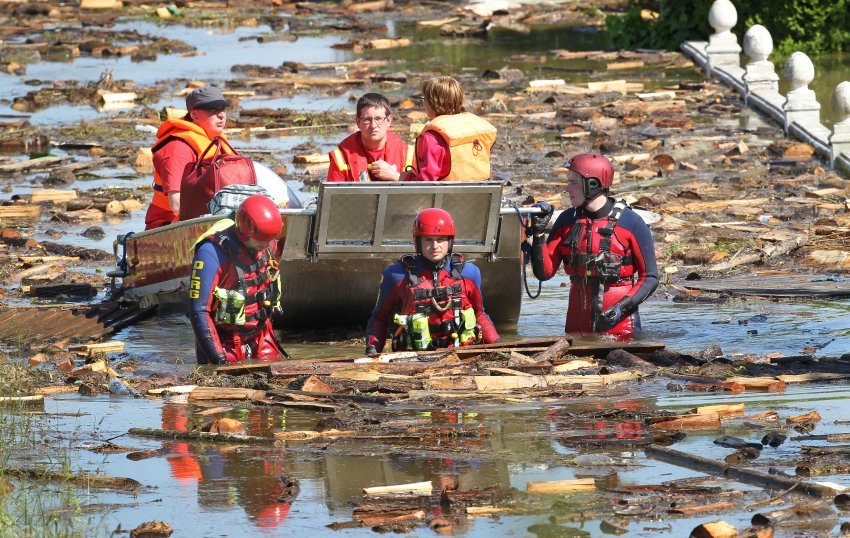 Εικόνες βιβλικής καταστροφής στη Γερμανία - Στα 2 δισ. ευρώ οι ζημιές [εικόνες] | iefimerida.gr 1