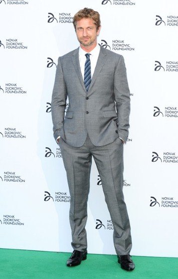 Ποιες σταρ πέταξαν τα ψηλοτάκουνα κι έπιασαν ρακέτα για χάρη του Νόβακ Τζόκοβιτς [εικόνες] | iefimerida.gr 2