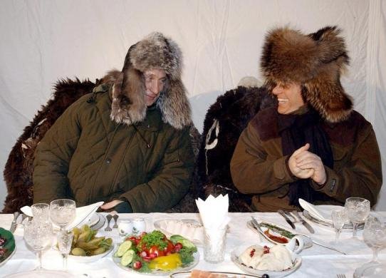 Από την κορυφή στην απόλυτη καταστροφή -Η καριέρα του Σίλβιο Μπερλουσκόνι μέσα από 30 «κλικ» [εικόνες]  | iefimerida.gr 2