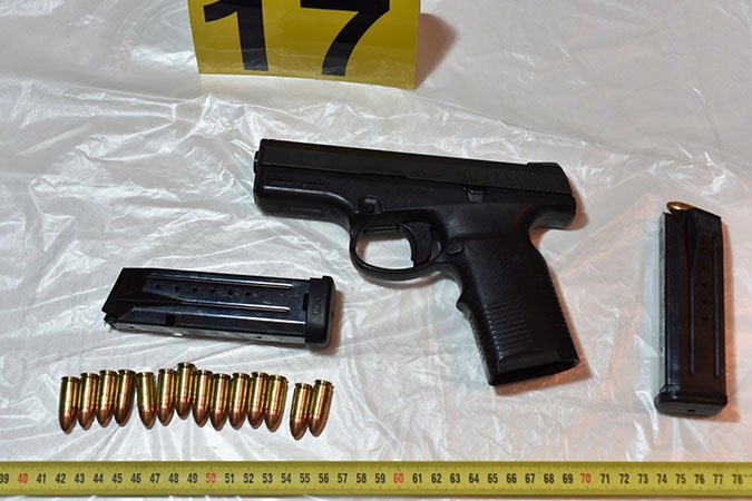 Φωτογραφίες μέσα από το κρησφύγετο του Πετρακάκου: Είχε κρυμμένο ένα ολόκληρο οπλοστάσιο [εικόνες] | iefimerida.gr 2