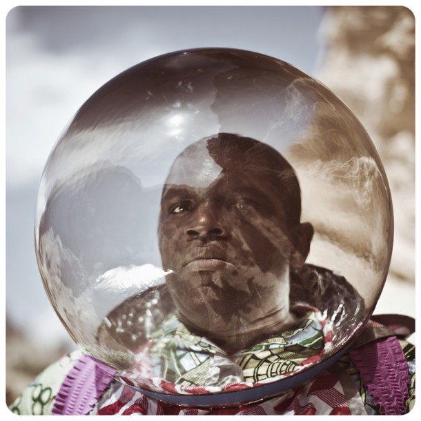 Το τρελό σχέδιο της Ζάμπια να κατακτήσει το διάστημα έδωσε έμπνευση σε μία φωτογράφο [εικόνες] | iefimerida.gr 3