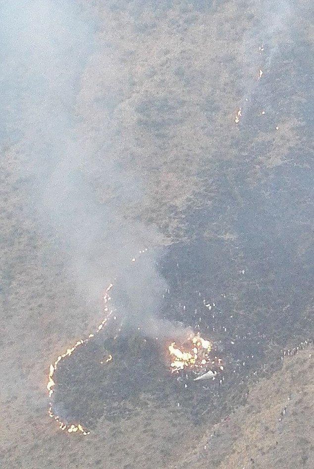 Συντριβή αεροπλάνου με 47 επιβαίνοντες στο Πακιστάν [εικόνες & βίντεο] | iefimerida.gr 0