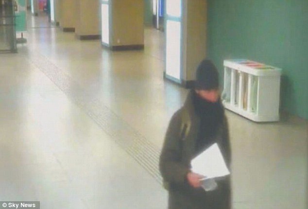 Ιταλία: Στη δημοσιότητα το όπλο του Ανίς Αμρί [εικόνες & βίντεο] | iefimerida.gr 4