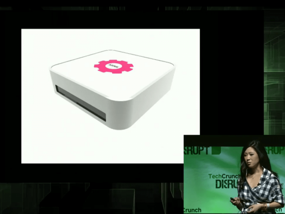 Η δαιμόνια φοιτήτρια του Χάρβαρντ που κατάφερε να δημιουργήσει προϊόντα μακιγιάζ από 3D εκτυπωτή [εικόνες&βίντεο]  | iefimerida.gr 0