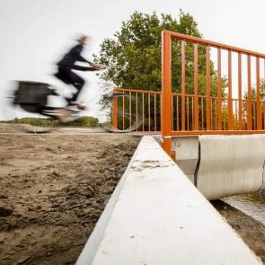 Στην Ολλανδία η πρώτη γέφυρα από 3D εκτυπωτή -Μήκους 8 μ. για πεζούς και ποδήλατα [εικόνες]  | iefimerida.gr 2