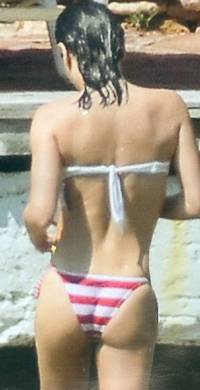 Το καυτό μπικίνι της βιβλιοφάγου Δήμητρας Ματσούκα [εικόνες]  | iefimerida.gr 1