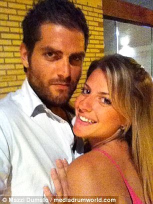 Σύρος εκατομμυριούχος δώρισε την περιουσία του ύψους 3 εκατ. ευρώ -Τώρα ζει σε βαν [εικόνες] | iefimerida.gr 2