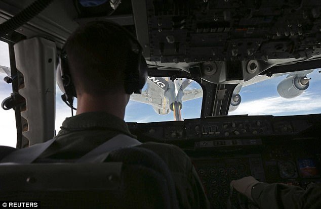 Το αεροπλάνο πυρηνικό καταφύγιο για τον Αμερικανό πρόεδρο [εικόνες & βίντεο] | iefimerida.gr 7