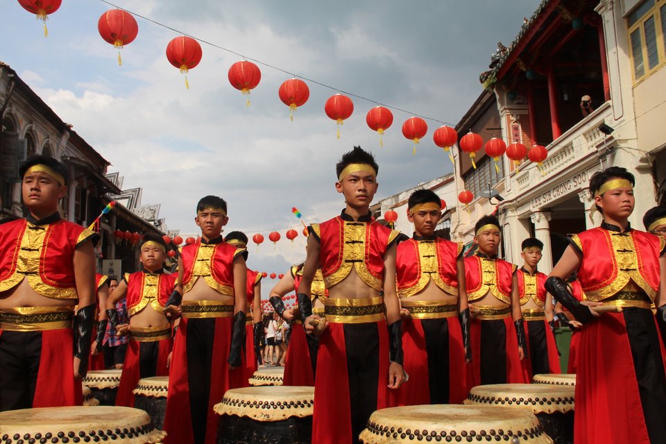 Ταξίδεψαν σε 11 χώρες της Ασίας με 10 ευρώ την ημέρα και δούλευαν ως εθελοντές [εικόνες]  | iefimerida.gr 3