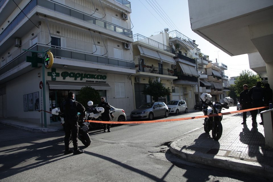 Ψάχνουν για τη γιάφκα με τα όπλα -Αναζητούν τους συνεργούς της Ρούπα | iefimerida.gr 4