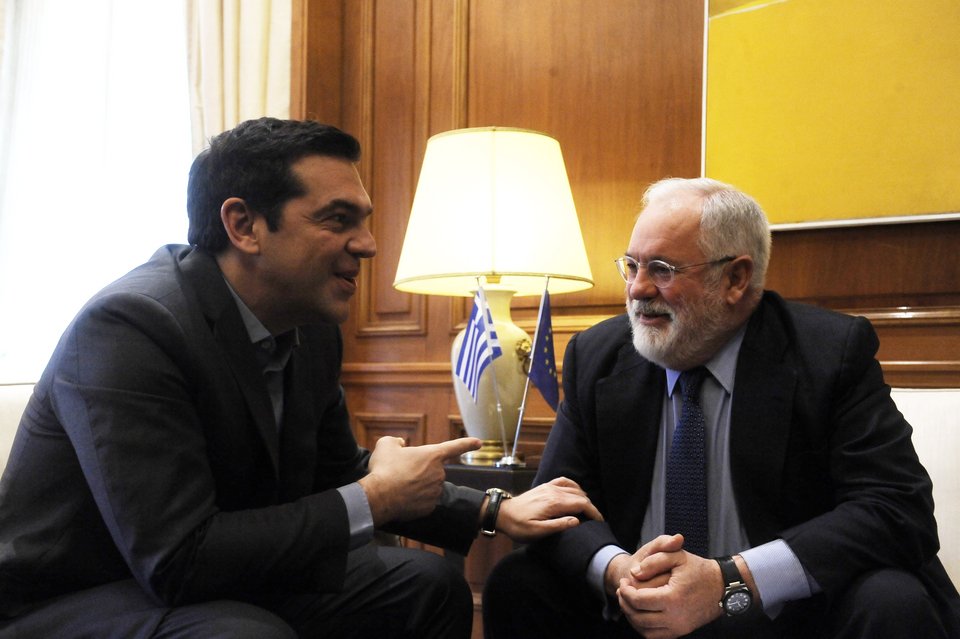 Συνάντηση Τσίπρα με Επίτροπο Ενέργειας και Δράσης για το Κλίμα [εικόνες] | iefimerida.gr 0