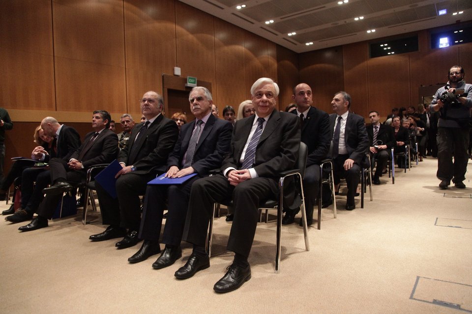 Παυλόπουλος: Οι Ευρωπαίοι καλούνται στις εκλογές να αποδείξουν τι θέλουν από την Ευρώπη | iefimerida.gr 0